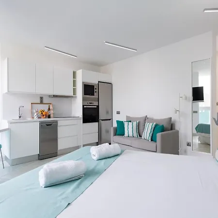 Apartment In Palmas Near Playa De Canteras Las Palmas de Gran Canaria